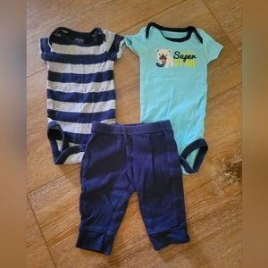 Newborn three piece onesie set